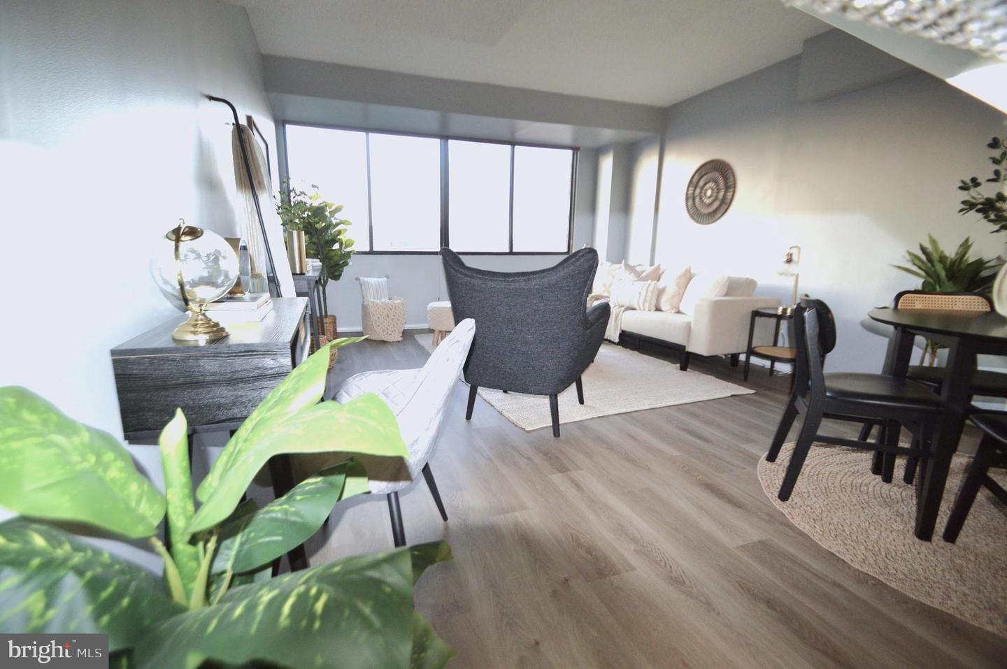 1245 13TH ST NW #902, WASHINGTON, District Of Columbia 20005, 2 Bedrooms Bedrooms, ,2 BathroomsBathrooms,Residential,For sale,1245 13TH ST NW #902,DCDC2208452 MLS # DCDC2208452 1245 13TH ST NW #902, WASHINGTON, District Of Columbia 20005, 2 Bedrooms Bedrooms, ,2 BathroomsBathrooms,Residential,For sale,1245 13TH ST NW #902,DCDC2208452 MLS # DCDC2208452