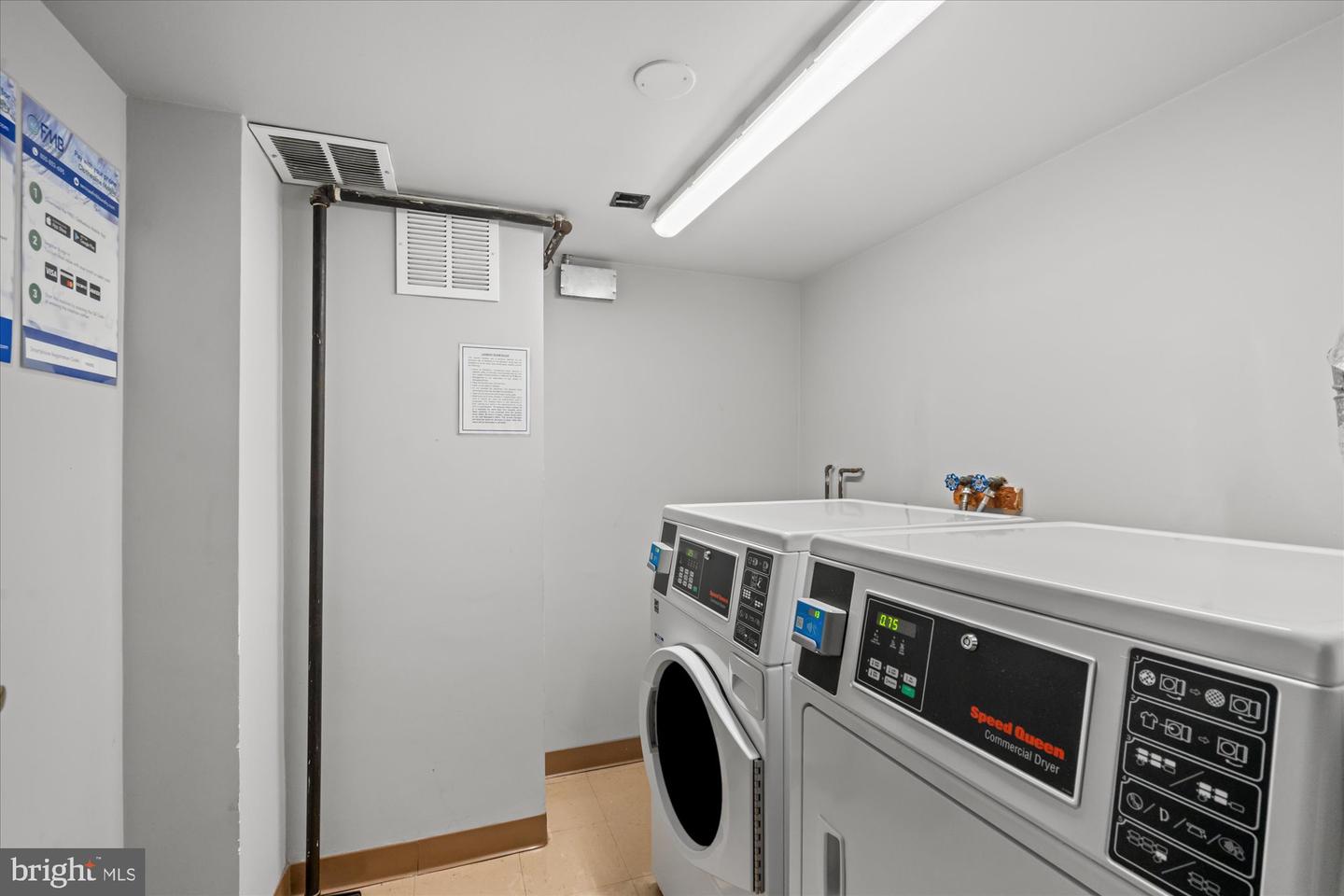 600 ROOSEVELT BLVD #114, FALLS CHURCH, Virginia 22044, 1 Bedroom Bedrooms, ,1 BathroomBathrooms,Residential,For sale,600 ROOSEVELT BLVD #114,VAFA2003152 MLS # VAFA2003152