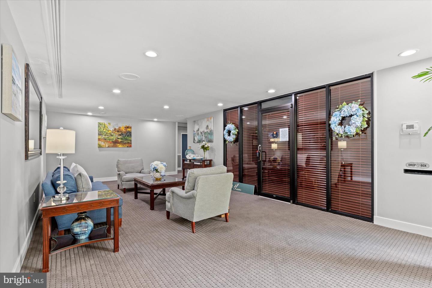 600 ROOSEVELT BLVD #114, FALLS CHURCH, Virginia 22044, 1 Bedroom Bedrooms, ,1 BathroomBathrooms,Residential,For sale,600 ROOSEVELT BLVD #114,VAFA2003152 MLS # VAFA2003152