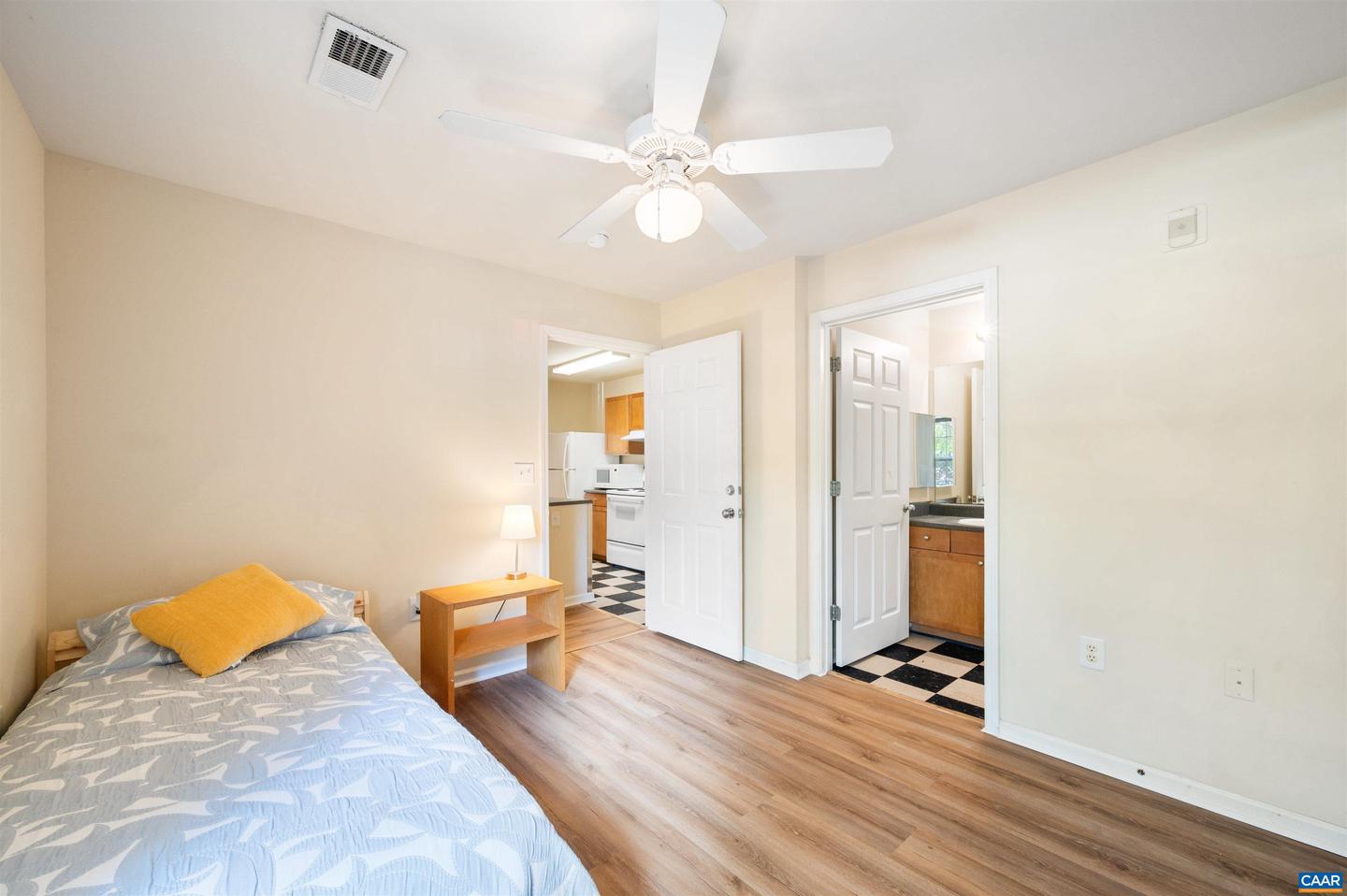 195 YELLOWSTONE DR #103, CHARLOTTESVILLE, Virginia 22903, 2 Bedrooms Bedrooms, ,2 BathroomsBathrooms,Residential,For sale,195 YELLOWSTONE DR #103,667149 MLS # 667149 195 YELLOWSTONE DR #103, CHARLOTTESVILLE, Virginia 22903, 2 Bedrooms Bedrooms, ,2 BathroomsBathrooms,Residential,For sale,195 YELLOWSTONE DR #103,667149 MLS # 667149