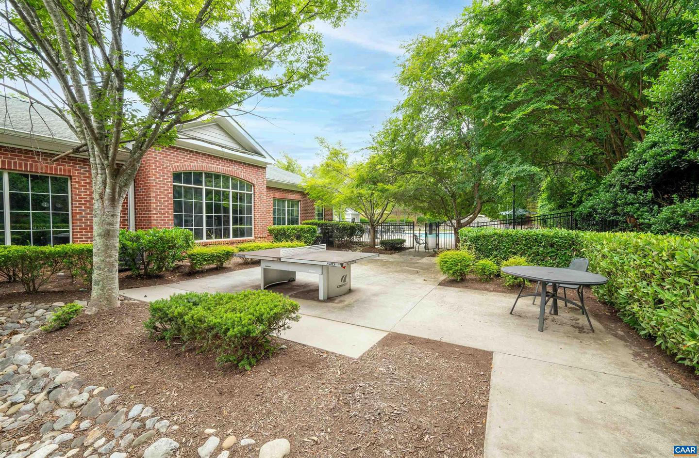 195 YELLOWSTONE DR #103, CHARLOTTESVILLE, Virginia 22903, 2 Bedrooms Bedrooms, ,2 BathroomsBathrooms,Residential,For sale,195 YELLOWSTONE DR #103,667149 MLS # 667149 195 YELLOWSTONE DR #103, CHARLOTTESVILLE, Virginia 22903, 2 Bedrooms Bedrooms, ,2 BathroomsBathrooms,Residential,For sale,195 YELLOWSTONE DR #103,667149 MLS # 667149