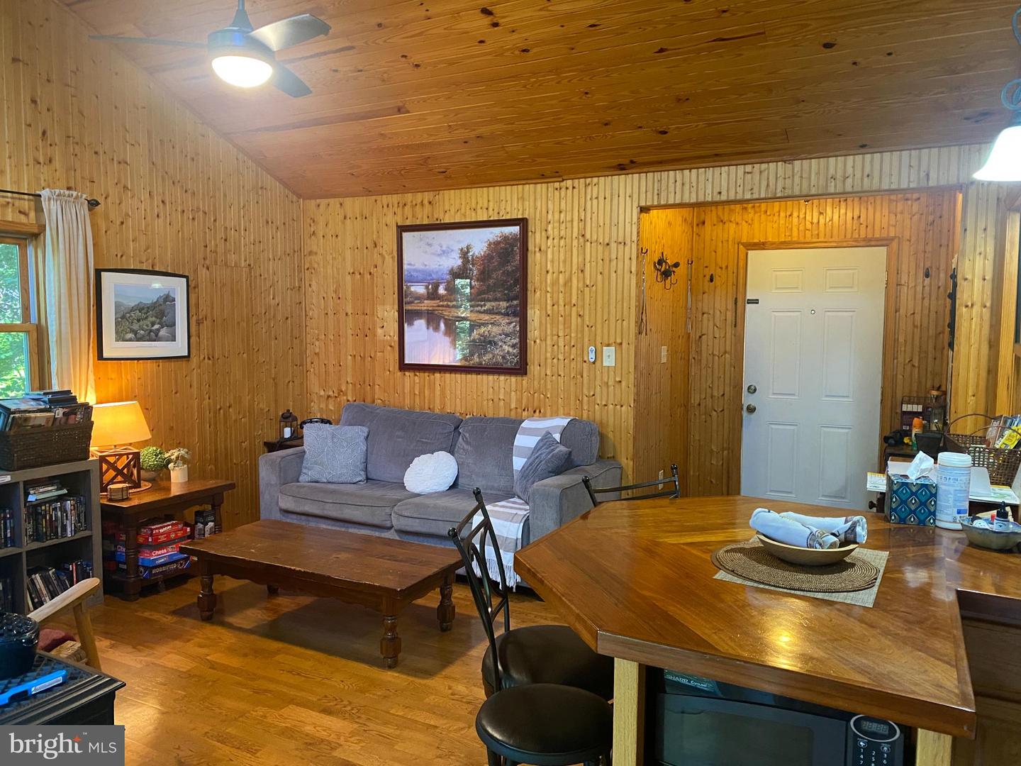 568 CLIFF HEIGHTS RD, STANLEY, Virginia 22851, 1 Bedroom Bedrooms, 4 Rooms Rooms,1 BathroomBathrooms,Residential,For sale,568 CLIFF HEIGHTS RD,VAPA2005258 MLS # VAPA2005258