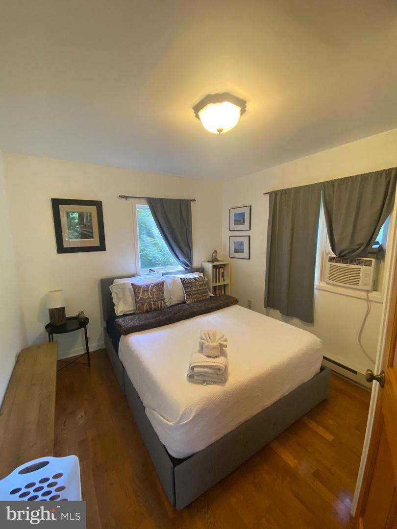 568 CLIFF HEIGHTS RD, STANLEY, Virginia 22851, 1 Bedroom Bedrooms, 4 Rooms Rooms,1 BathroomBathrooms,Residential,For sale,568 CLIFF HEIGHTS RD,VAPA2005258 MLS # VAPA2005258