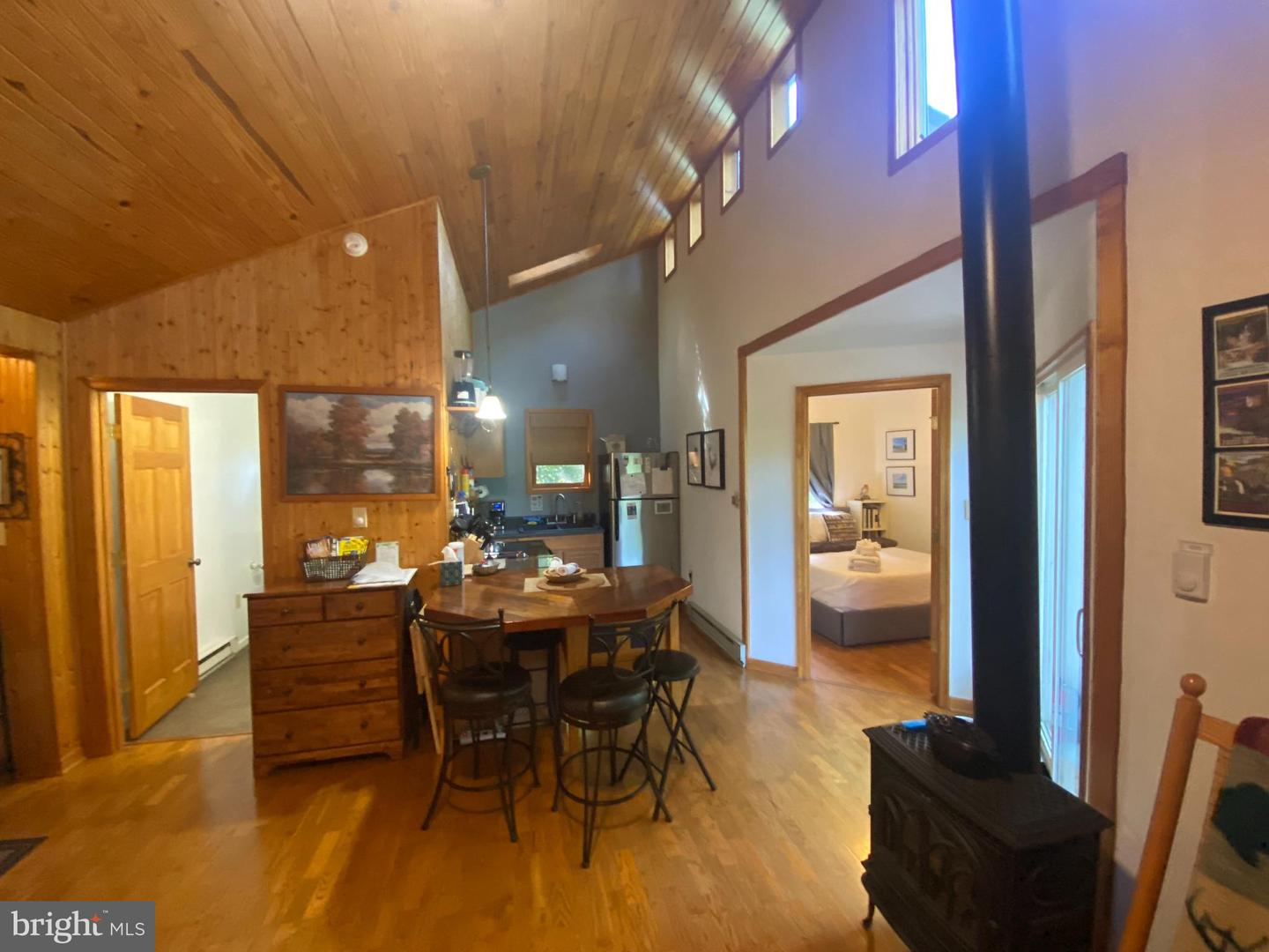 568 CLIFF HEIGHTS RD, STANLEY, Virginia 22851, 1 Bedroom Bedrooms, 4 Rooms Rooms,1 BathroomBathrooms,Residential,For sale,568 CLIFF HEIGHTS RD,VAPA2005258 MLS # VAPA2005258