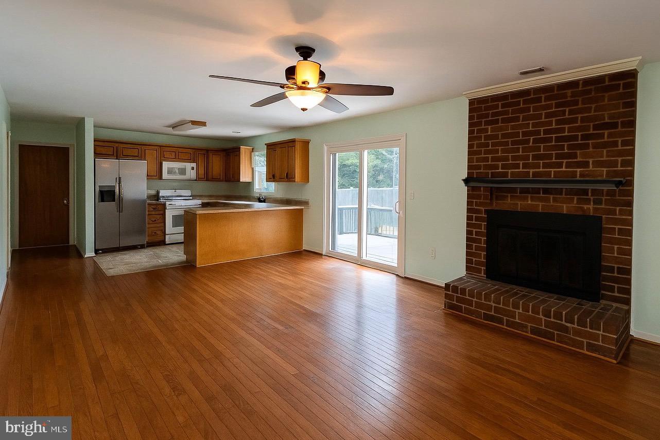 8458 JAMES MADISON PKWY, KING GEORGE, Virginia 22485, 3 Bedrooms Bedrooms, 5 Rooms Rooms,2 BathroomsBathrooms,Residential,For sale,8458 JAMES MADISON PKWY,VAKG2006928 MLS # VAKG2006928