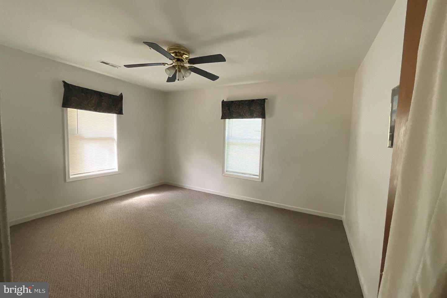 8458 JAMES MADISON PKWY, KING GEORGE, Virginia 22485, 3 Bedrooms Bedrooms, 5 Rooms Rooms,2 BathroomsBathrooms,Residential,For sale,8458 JAMES MADISON PKWY,VAKG2006928 MLS # VAKG2006928