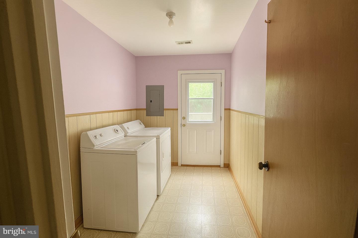 8458 JAMES MADISON PKWY, KING GEORGE, Virginia 22485, 3 Bedrooms Bedrooms, 5 Rooms Rooms,2 BathroomsBathrooms,Residential,For sale,8458 JAMES MADISON PKWY,VAKG2006928 MLS # VAKG2006928