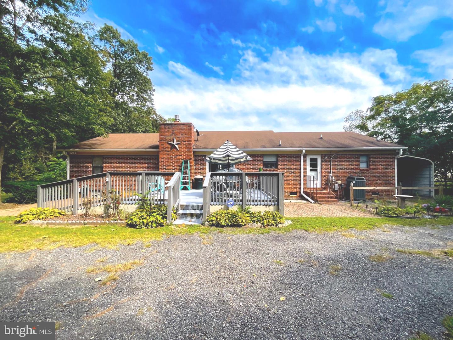 8458 JAMES MADISON PKWY, KING GEORGE, Virginia 22485, 3 Bedrooms Bedrooms, 5 Rooms Rooms,2 BathroomsBathrooms,Residential,For sale,8458 JAMES MADISON PKWY,VAKG2006928 MLS # VAKG2006928