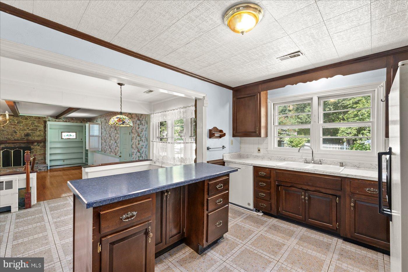 8508 BROCK RD, SPOTSYLVANIA, Virginia 22553, 4 Bedrooms Bedrooms, 14 Rooms Rooms,2 BathroomsBathrooms,Residential,For sale,8508 BROCK RD,VASP2036480 MLS # VASP2036480 8508 BROCK RD, SPOTSYLVANIA, Virginia 22553, 4 Bedrooms Bedrooms, 14 Rooms Rooms,2 BathroomsBathrooms,Residential,For sale,8508 BROCK RD,VASP2036480 MLS # VASP2036480