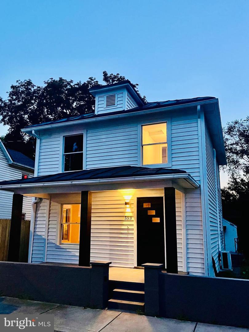 553 HIGHLAND AVE, WINCHESTER, Virginia 22601, 3 Bedrooms Bedrooms, ,2 BathroomsBathrooms,Residential,For sale,553 HIGHLAND AVE,VAWI2009182 MLS # VAWI2009182