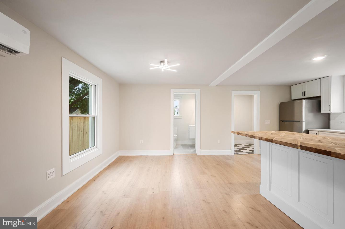 553 HIGHLAND AVE, WINCHESTER, Virginia 22601, 3 Bedrooms Bedrooms, ,2 BathroomsBathrooms,Residential,For sale,553 HIGHLAND AVE,VAWI2009182 MLS # VAWI2009182