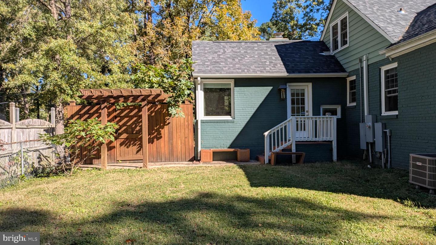 6809 SOUTH DR, RICHMOND, Virginia 23225, 4 Bedrooms Bedrooms, 10 Rooms Rooms,2 BathroomsBathrooms,Residential,For sale,6809 SOUTH DR,VARC2000770 MLS # VARC2000770