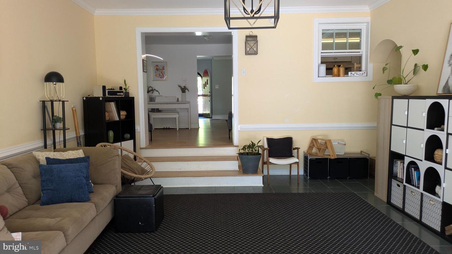 6809 SOUTH DR, RICHMOND, Virginia 23225, 4 Bedrooms Bedrooms, 10 Rooms Rooms,2 BathroomsBathrooms,Residential,For sale,6809 SOUTH DR,VARC2000770 MLS # VARC2000770