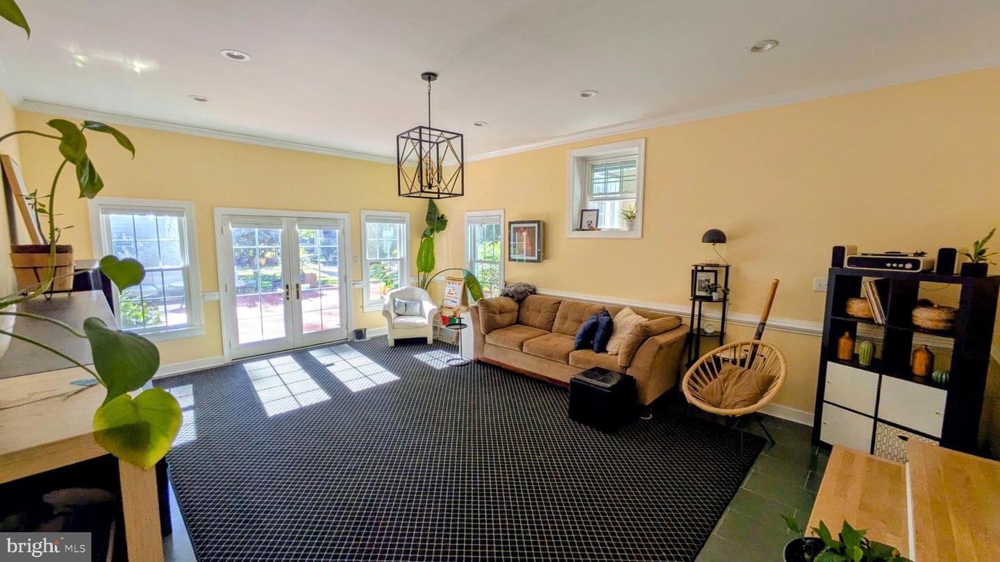 6809 SOUTH DR, RICHMOND, Virginia 23225, 4 Bedrooms Bedrooms, 10 Rooms Rooms,2 BathroomsBathrooms,Residential,For sale,6809 SOUTH DR,VARC2000770 MLS # VARC2000770