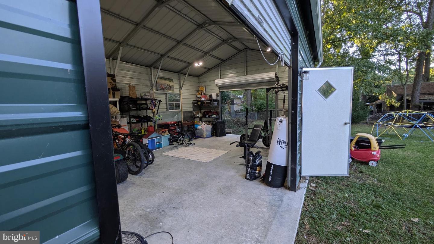 6809 SOUTH DR, RICHMOND, Virginia 23225, 4 Bedrooms Bedrooms, 10 Rooms Rooms,2 BathroomsBathrooms,Residential,For sale,6809 SOUTH DR,VARC2000770 MLS # VARC2000770