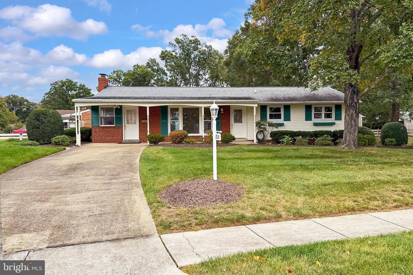 6824 CONSTANCE DR, SPRINGFIELD, Virginia 22150, 3 Bedrooms Bedrooms, ,2 BathroomsBathrooms,Residential,For sale,6824 CONSTANCE DR,VAFX2274786 MLS # VAFX2274786