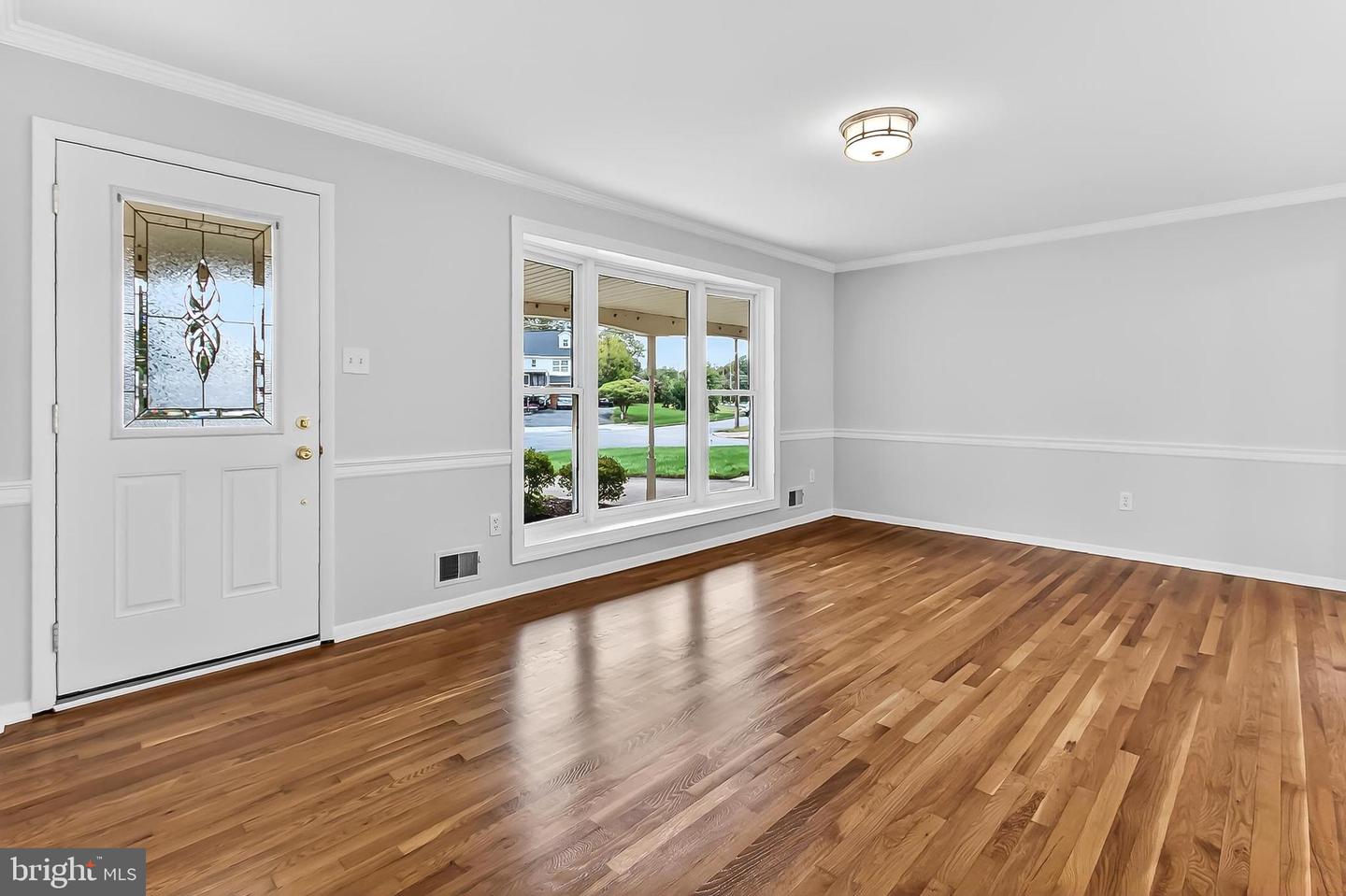 6824 CONSTANCE DR, SPRINGFIELD, Virginia 22150, 3 Bedrooms Bedrooms, ,2 BathroomsBathrooms,Residential,For sale,6824 CONSTANCE DR,VAFX2274786 MLS # VAFX2274786