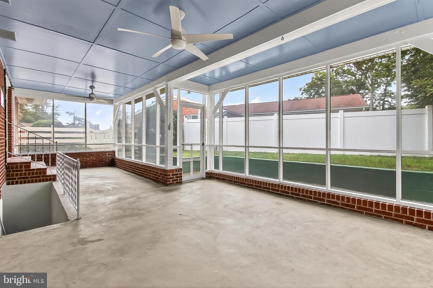 6824 CONSTANCE DR, SPRINGFIELD, Virginia 22150, 3 Bedrooms Bedrooms, ,2 BathroomsBathrooms,Residential,For sale,6824 CONSTANCE DR,VAFX2274786 MLS # VAFX2274786