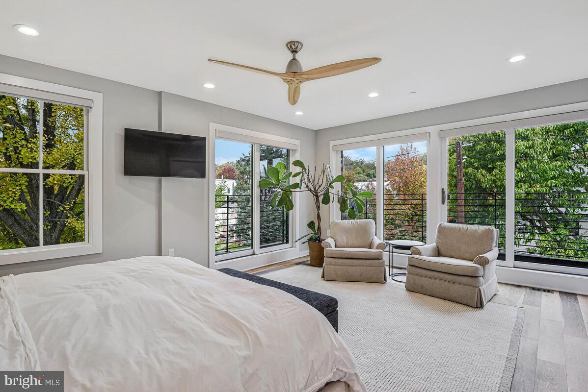 3636 S ST NW, WASHINGTON, District Of Columbia 20007, 6 Bedrooms Bedrooms, 11 Rooms Rooms,4 BathroomsBathrooms,Residential,For sale,3636 S ST NW,DCDC2228138 MLS # DCDC2228138