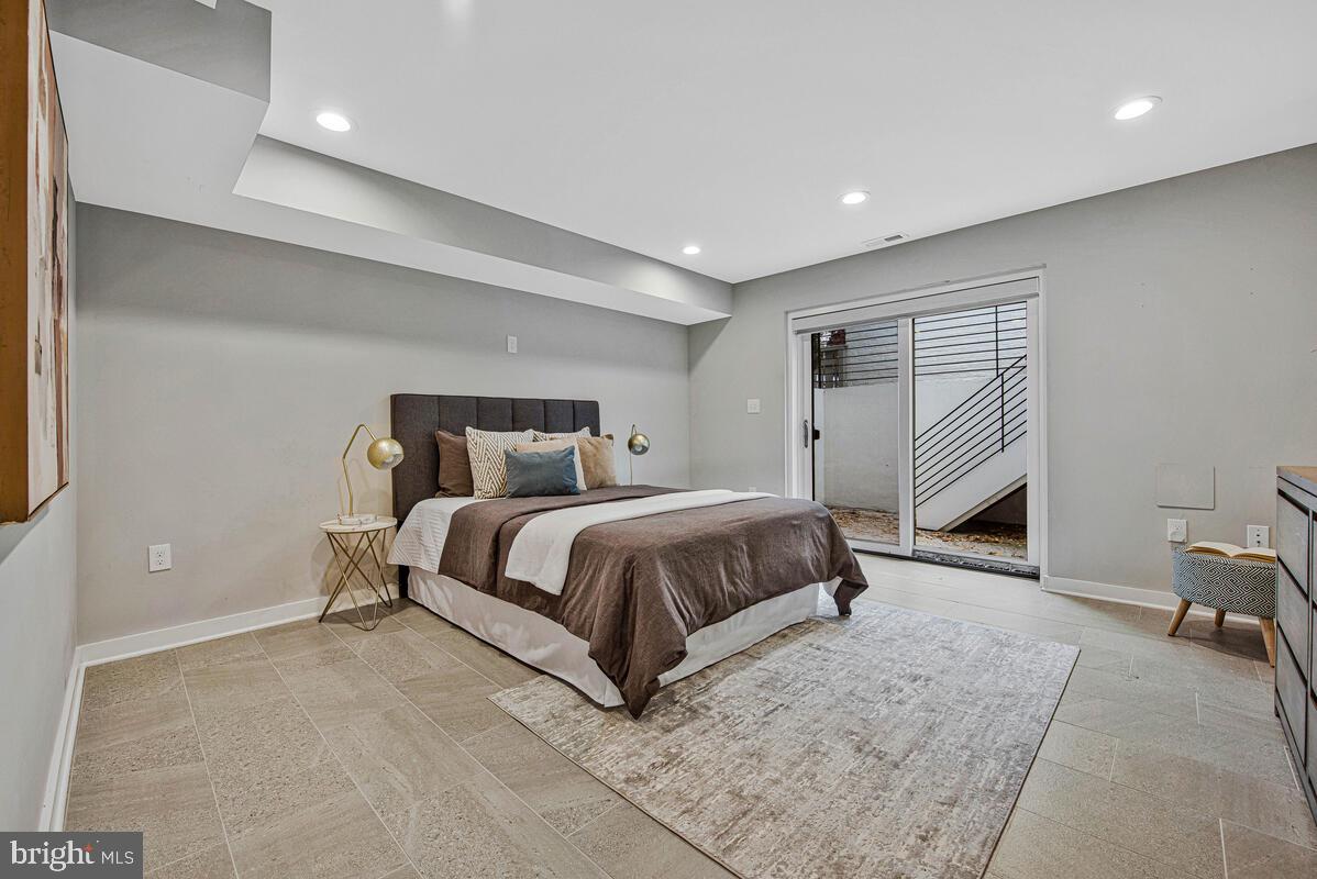 3636 S ST NW, WASHINGTON, District Of Columbia 20007, 6 Bedrooms Bedrooms, 11 Rooms Rooms,4 BathroomsBathrooms,Residential,For sale,3636 S ST NW,DCDC2228138 MLS # DCDC2228138