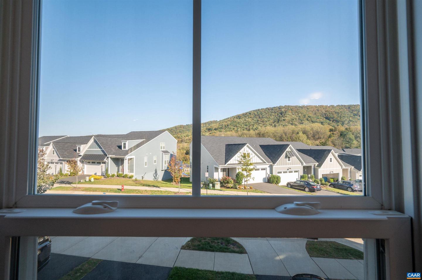 4724 LOYOLA WAY, CHARLOTTESVILLE, Virginia 22903, 3 Bedrooms Bedrooms, ,2 BathroomsBathrooms,Residential,For sale,4724 LOYOLA WAY,670407 MLS # 670407