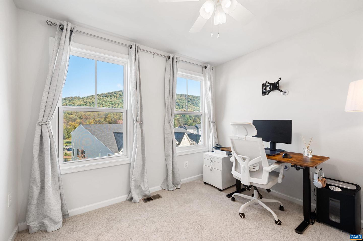 4724 LOYOLA WAY, CHARLOTTESVILLE, Virginia 22903, 3 Bedrooms Bedrooms, ,2 BathroomsBathrooms,Residential,For sale,4724 LOYOLA WAY,670407 MLS # 670407