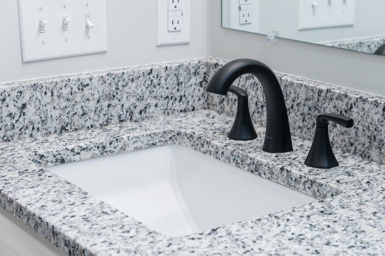 919 CLICKS LN, NEW MARKET, Virginia 22844, 3 Bedrooms Bedrooms, ,2 BathroomsBathrooms,Residential,919 CLICKS LN,672154 MLS # 672154