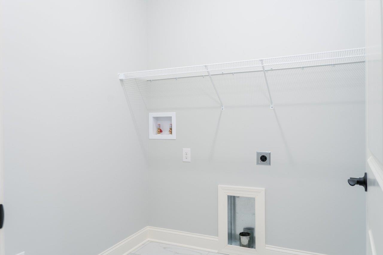 919 CLICKS LN, NEW MARKET, Virginia 22844, 3 Bedrooms Bedrooms, ,2 BathroomsBathrooms,Residential,919 CLICKS LN,672154 MLS # 672154