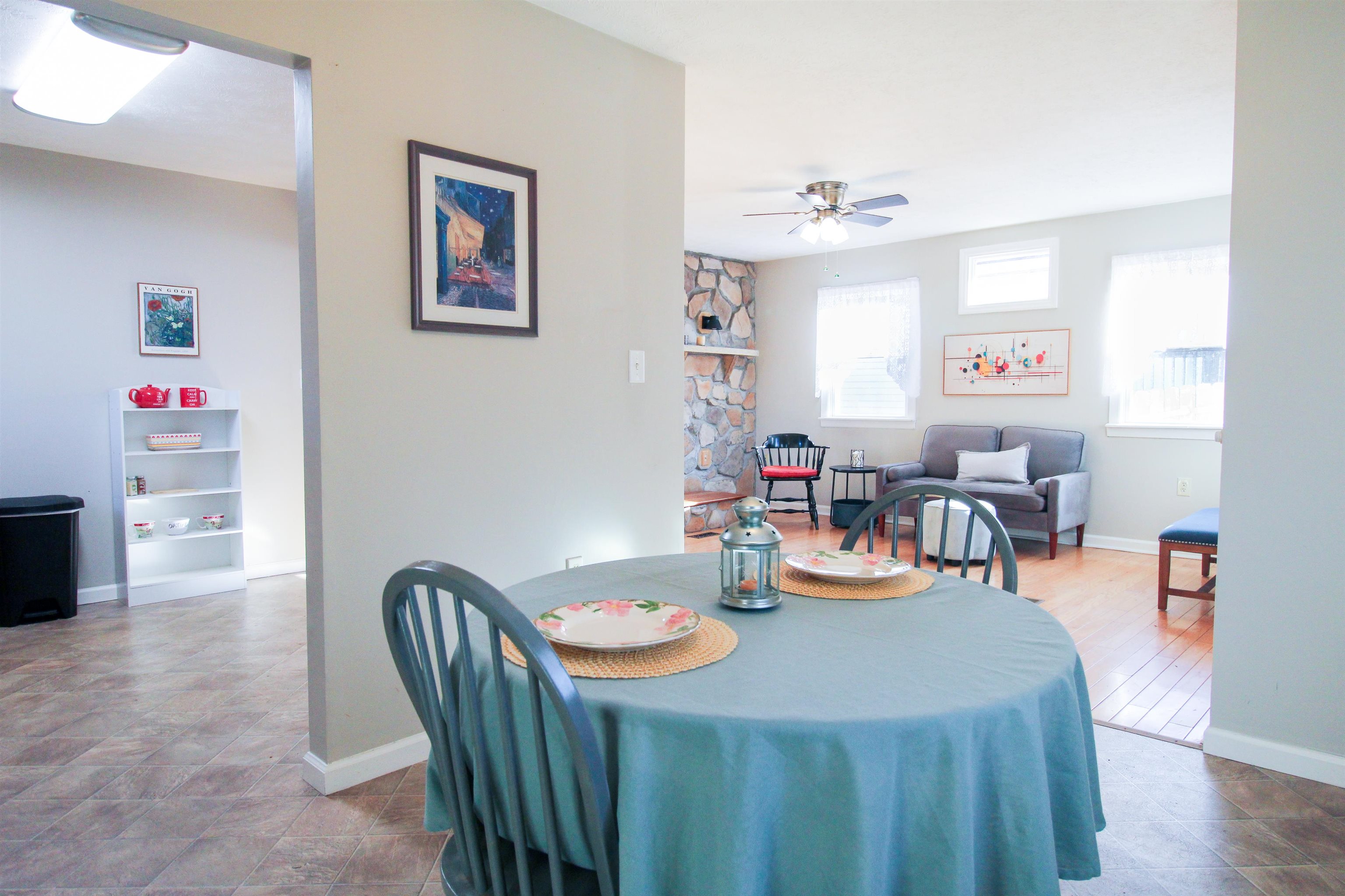 9 WYTHE ST, STAUNTON, Virginia 24401, 2 Bedrooms Bedrooms, ,1 BathroomBathrooms,Residential,9 WYTHE ST,672159 MLS # 672159