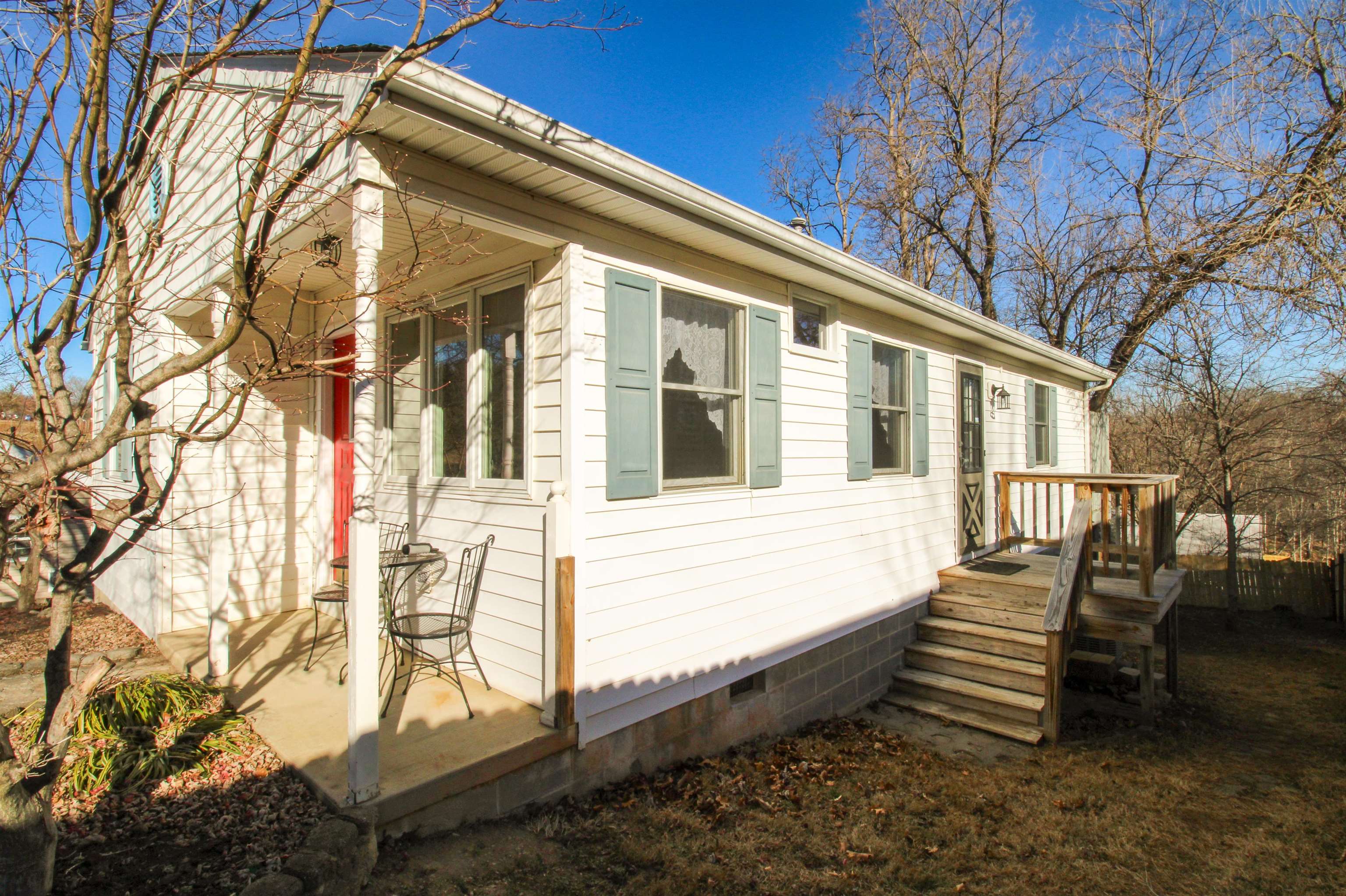 9 WYTHE ST, STAUNTON, Virginia 24401, 2 Bedrooms Bedrooms, ,1 BathroomBathrooms,Residential,9 WYTHE ST,672159 MLS # 672159