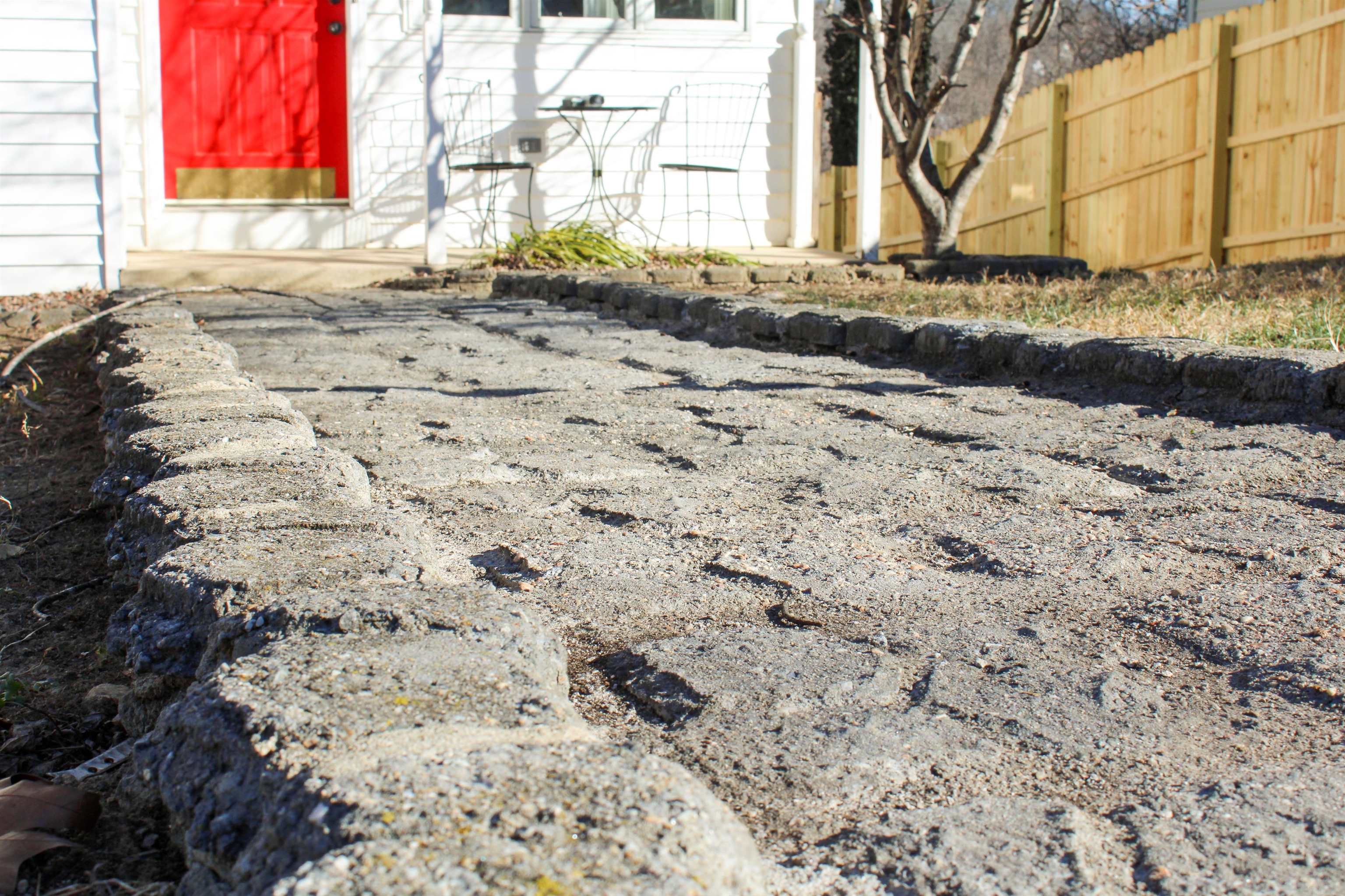 9 WYTHE ST, STAUNTON, Virginia 24401, 2 Bedrooms Bedrooms, ,1 BathroomBathrooms,Residential,9 WYTHE ST,672159 MLS # 672159