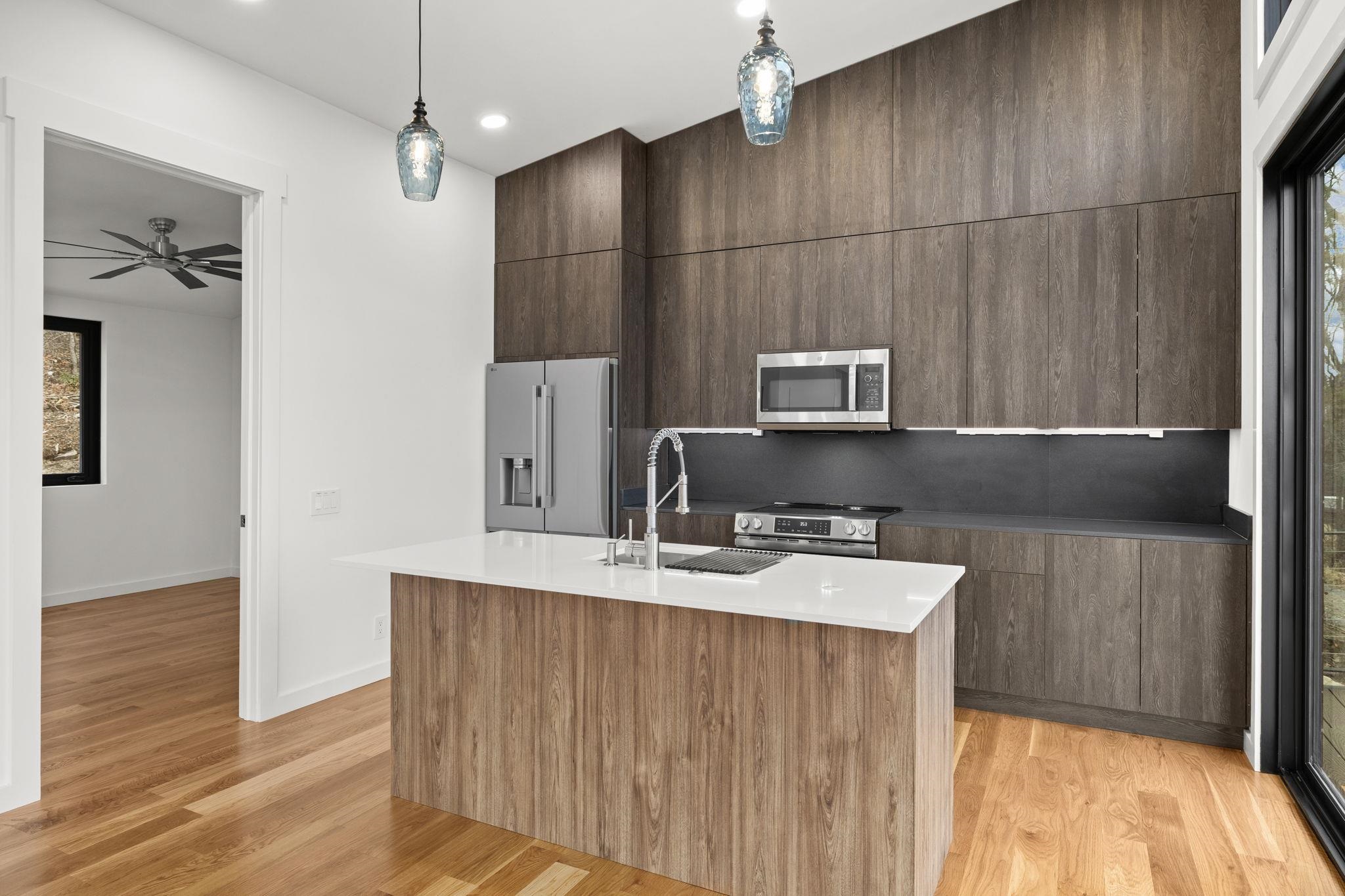 132 HOLLY HILL RD, LURAY, Virginia 22835, 2 Bedrooms Bedrooms, ,2 BathroomsBathrooms,Residential,132 HOLLY HILL RD,672163 MLS # 672163