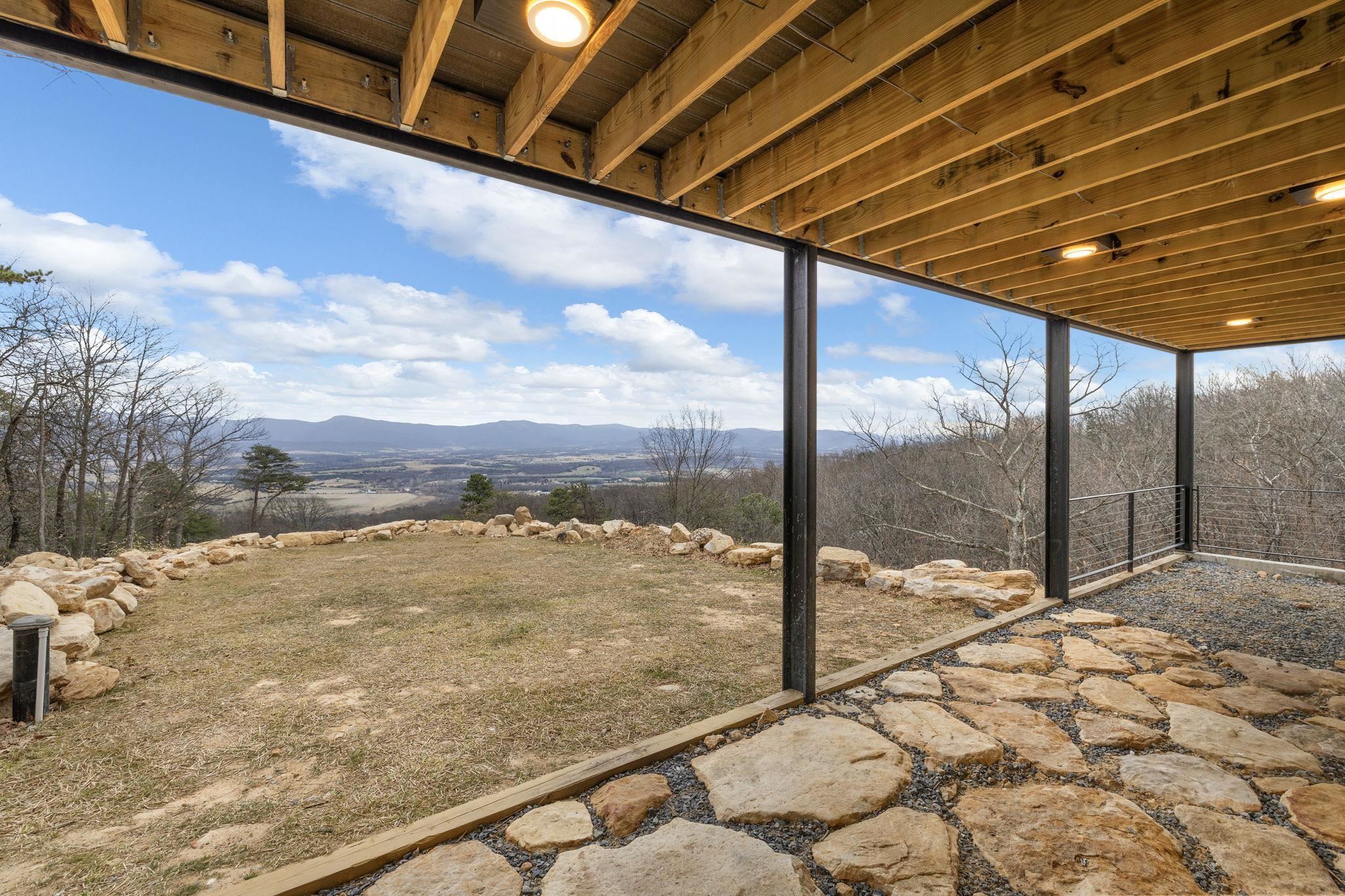 132 HOLLY HILL RD, LURAY, Virginia 22835, 2 Bedrooms Bedrooms, ,2 BathroomsBathrooms,Residential,132 HOLLY HILL RD,672163 MLS # 672163