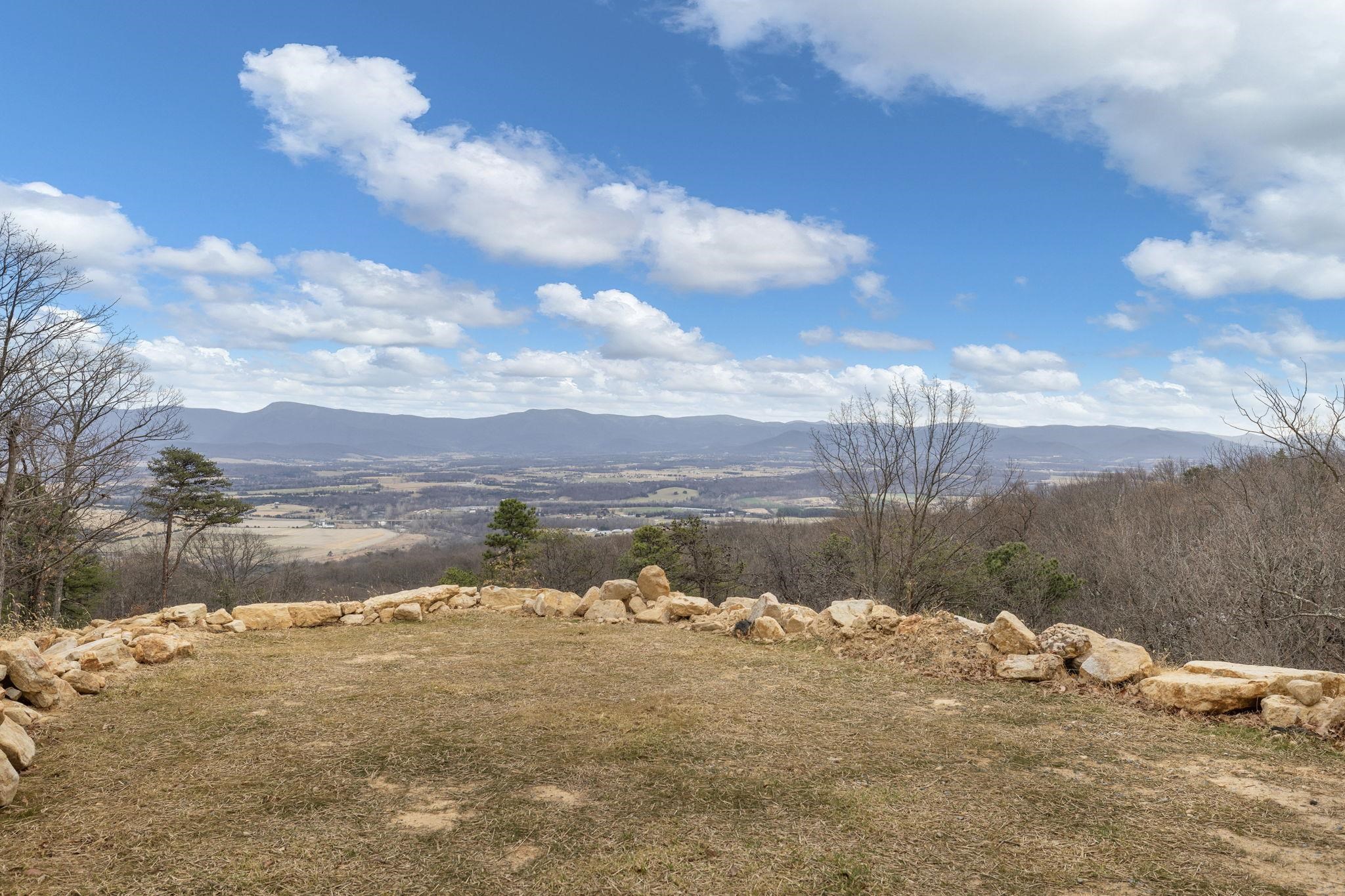 132 HOLLY HILL RD, LURAY, Virginia 22835, 2 Bedrooms Bedrooms, ,2 BathroomsBathrooms,Residential,132 HOLLY HILL RD,672163 MLS # 672163