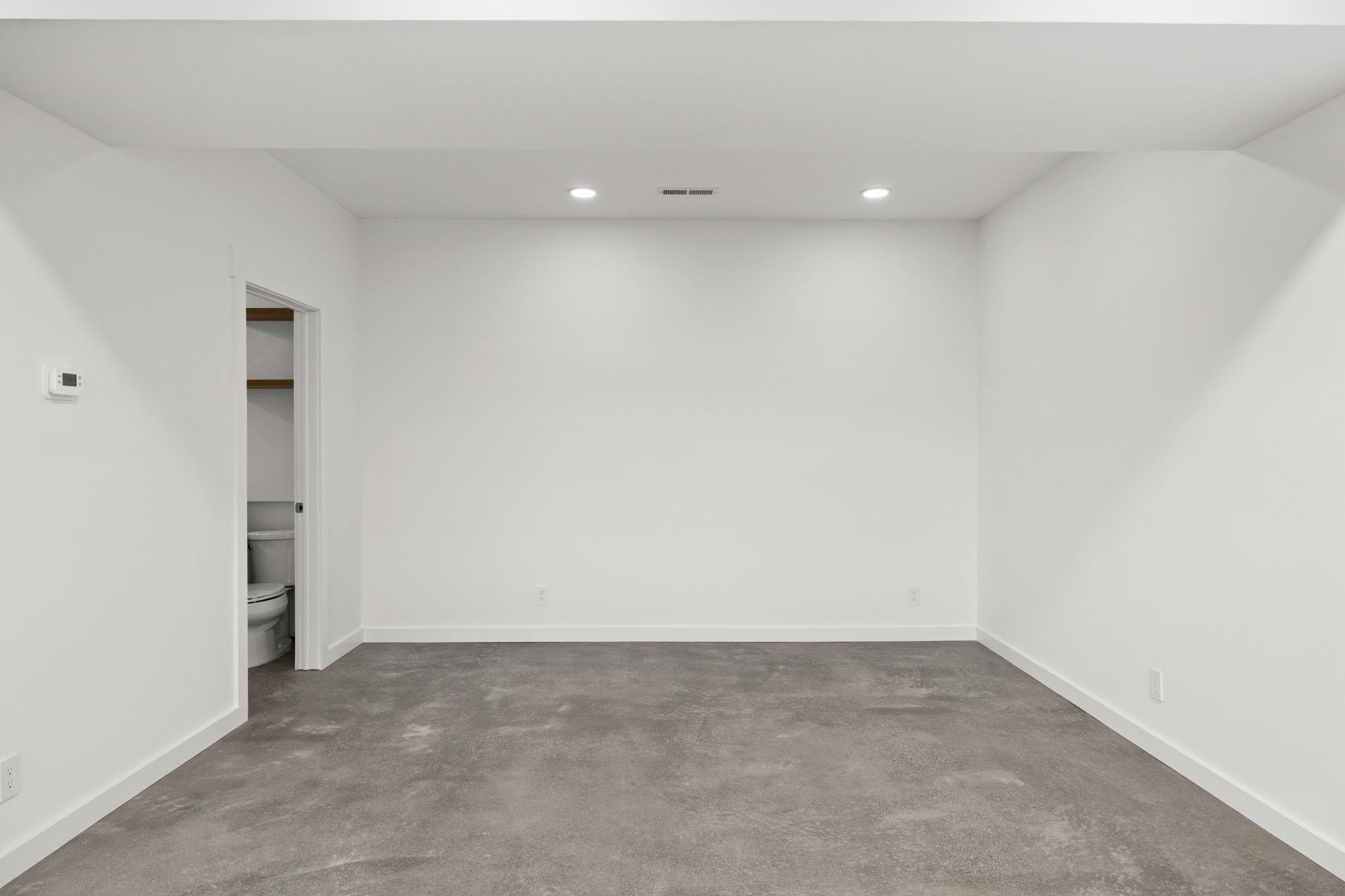 132 HOLLY HILL RD, LURAY, Virginia 22835, 2 Bedrooms Bedrooms, ,2 BathroomsBathrooms,Residential,132 HOLLY HILL RD,672163 MLS # 672163