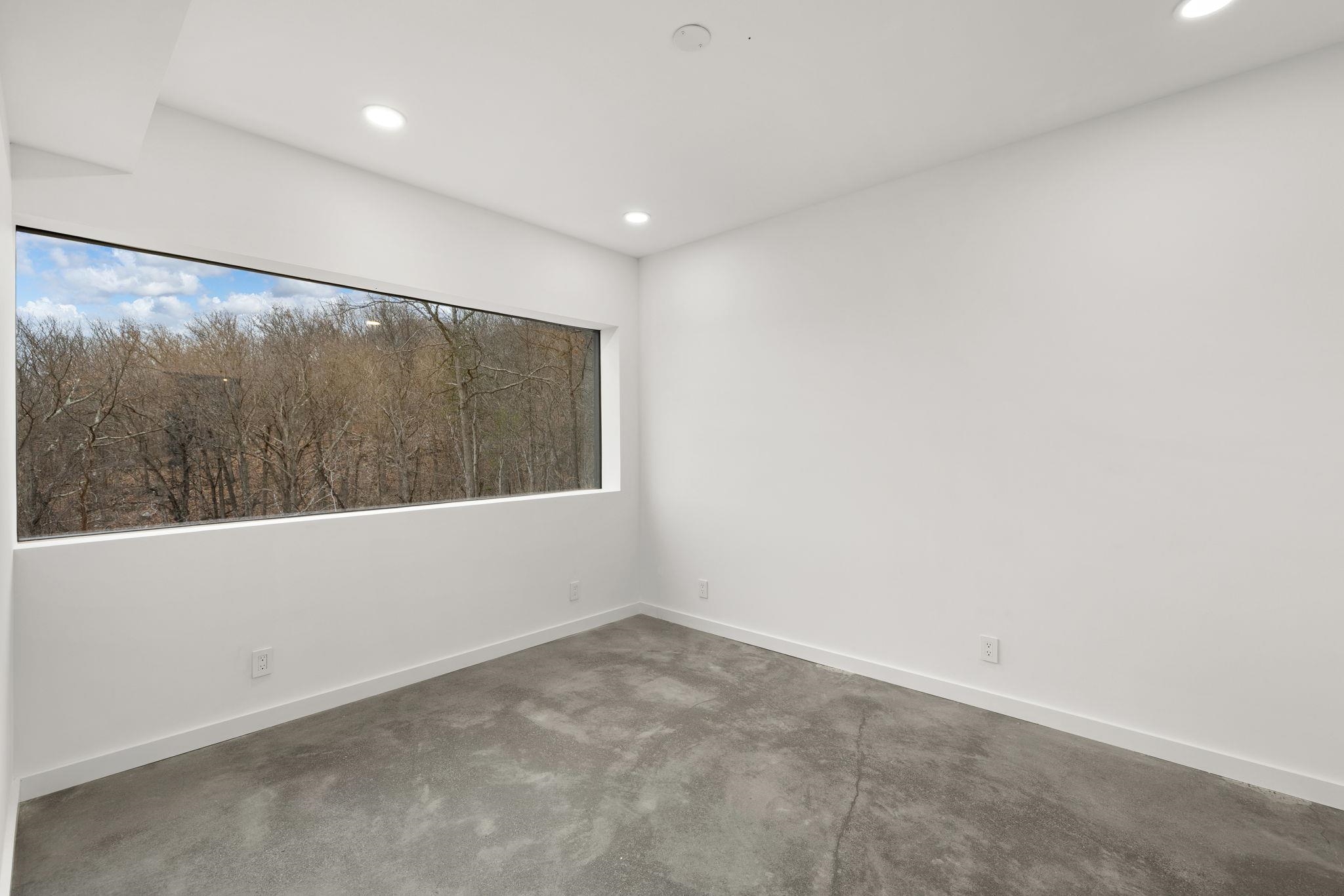 132 HOLLY HILL RD, LURAY, Virginia 22835, 2 Bedrooms Bedrooms, ,2 BathroomsBathrooms,Residential,132 HOLLY HILL RD,672163 MLS # 672163