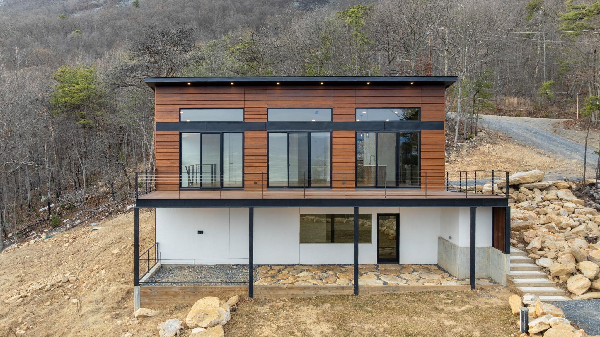 132 HOLLY HILL RD, LURAY, Virginia 22835, 2 Bedrooms Bedrooms, ,2 BathroomsBathrooms,Residential,132 HOLLY HILL RD,672163 MLS # 672163