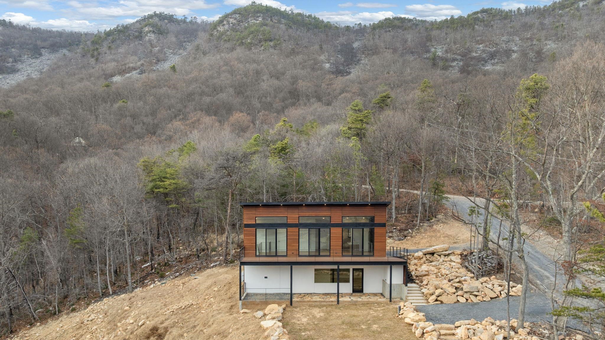 132 HOLLY HILL RD, LURAY, Virginia 22835, 2 Bedrooms Bedrooms, ,2 BathroomsBathrooms,Residential,132 HOLLY HILL RD,672163 MLS # 672163