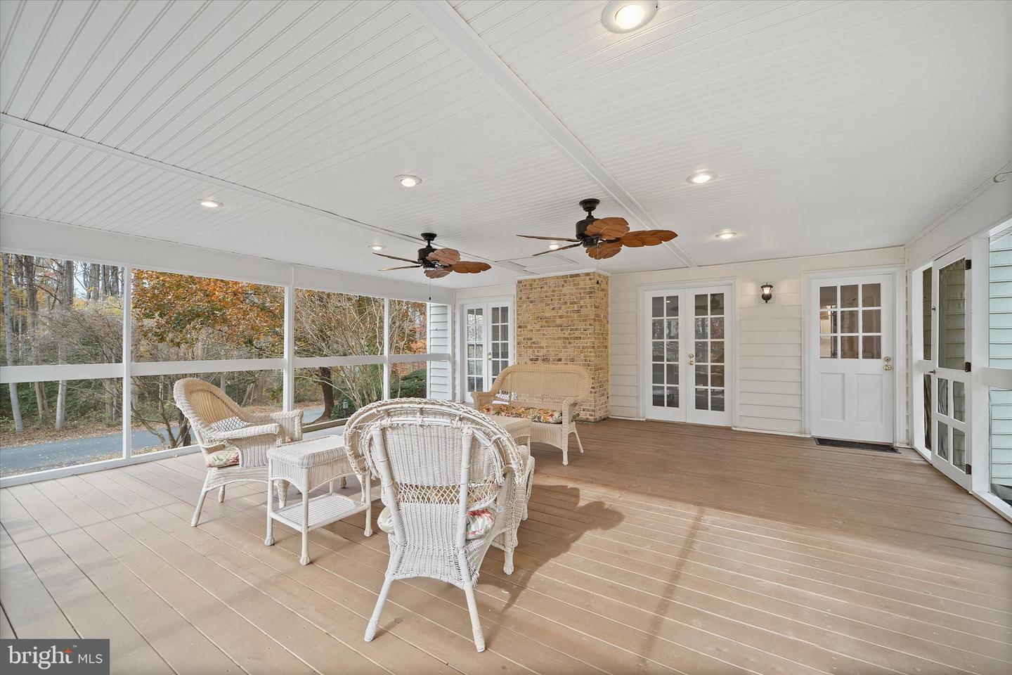 915 WELHAM GREEN RD, GREAT FALLS, Virginia 22066, 4 Bedrooms Bedrooms, ,2 BathroomsBathrooms,Residential,For sale,915 WELHAM GREEN RD,VAFX2278242 MLS # VAFX2278242 915 WELHAM GREEN RD, GREAT FALLS, Virginia 22066, 4 Bedrooms Bedrooms, ,2 BathroomsBathrooms,Residential,For sale,915 WELHAM GREEN RD,VAFX2278242 MLS # VAFX2278242