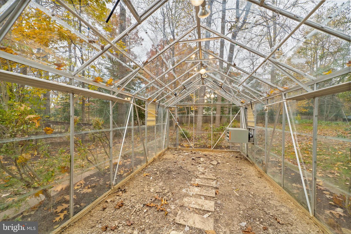 915 WELHAM GREEN RD, GREAT FALLS, Virginia 22066, 4 Bedrooms Bedrooms, ,2 BathroomsBathrooms,Residential,For sale,915 WELHAM GREEN RD,VAFX2278242 MLS # VAFX2278242 915 WELHAM GREEN RD, GREAT FALLS, Virginia 22066, 4 Bedrooms Bedrooms, ,2 BathroomsBathrooms,Residential,For sale,915 WELHAM GREEN RD,VAFX2278242 MLS # VAFX2278242