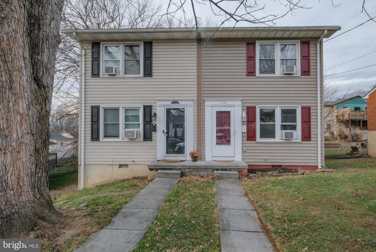 1330 MONROE AVE, FRONT ROYAL, Virginia 22630, 2 Bedrooms Bedrooms, ,1 BathroomBathrooms,Residential,For sale,1330 MONROE AVE,VAWR2012816 MLS # VAWR2012816