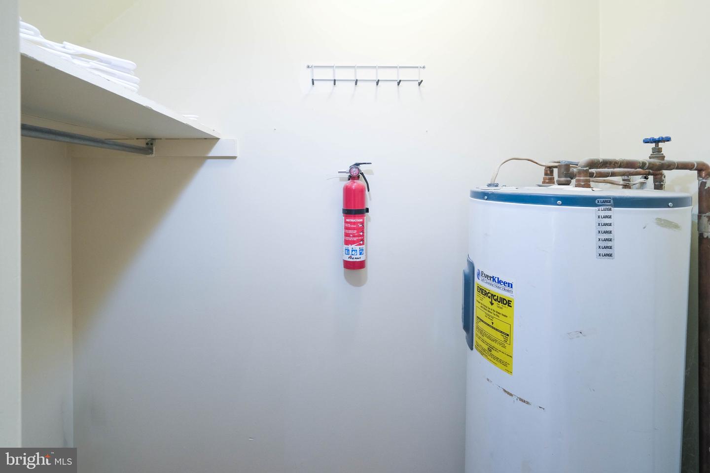 1330 MONROE AVE, FRONT ROYAL, Virginia 22630, 2 Bedrooms Bedrooms, ,1 BathroomBathrooms,Residential,For sale,1330 MONROE AVE,VAWR2012816 MLS # VAWR2012816