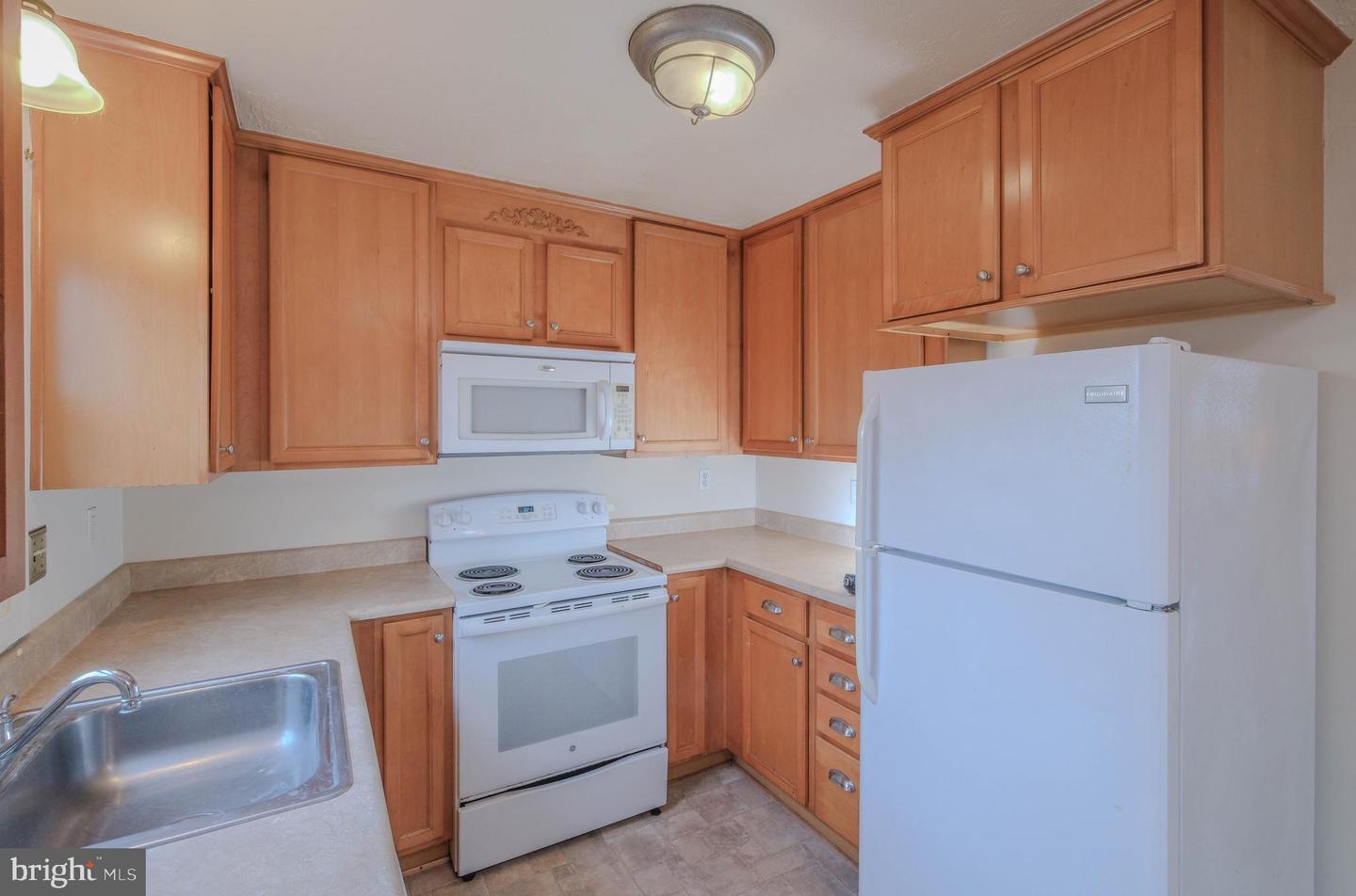 1330 MONROE AVE, FRONT ROYAL, Virginia 22630, 2 Bedrooms Bedrooms, ,1 BathroomBathrooms,Residential,For sale,1330 MONROE AVE,VAWR2012816 MLS # VAWR2012816