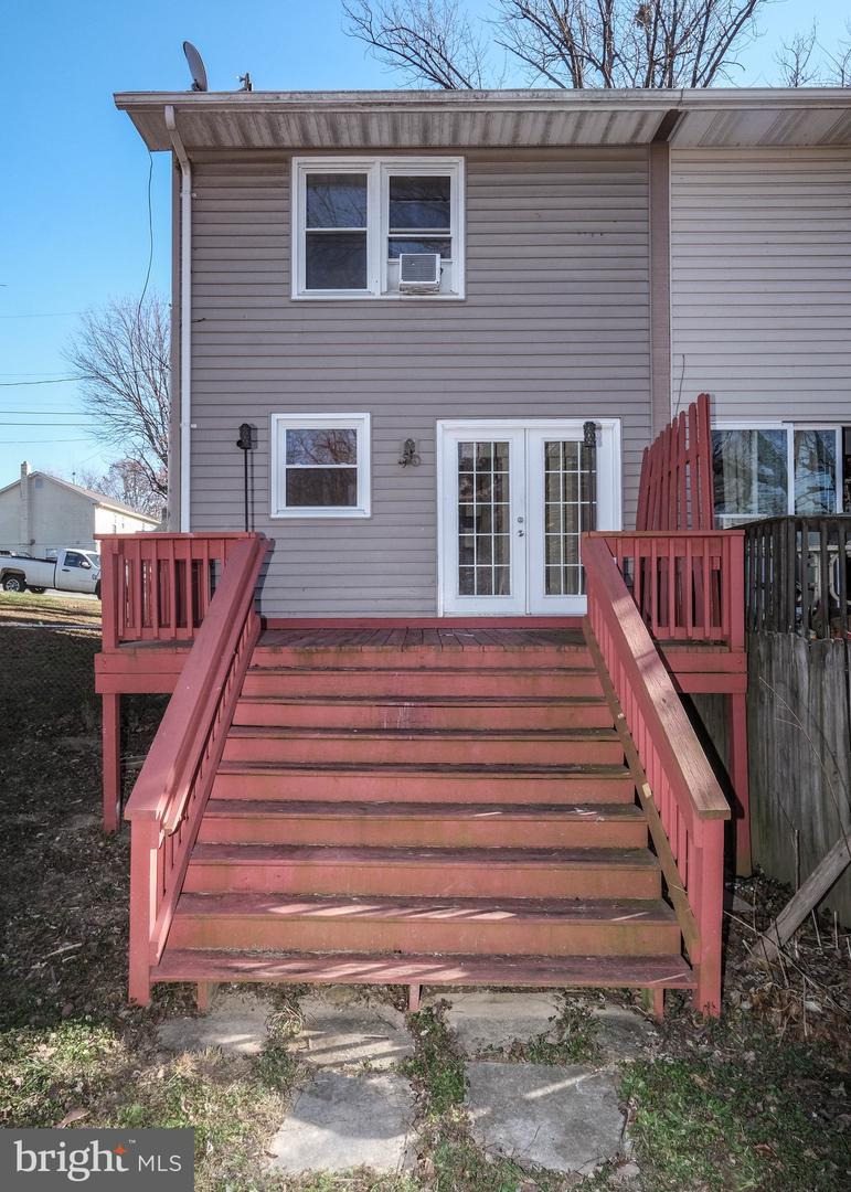 1330 MONROE AVE, FRONT ROYAL, Virginia 22630, 2 Bedrooms Bedrooms, ,1 BathroomBathrooms,Residential,For sale,1330 MONROE AVE,VAWR2012816 MLS # VAWR2012816