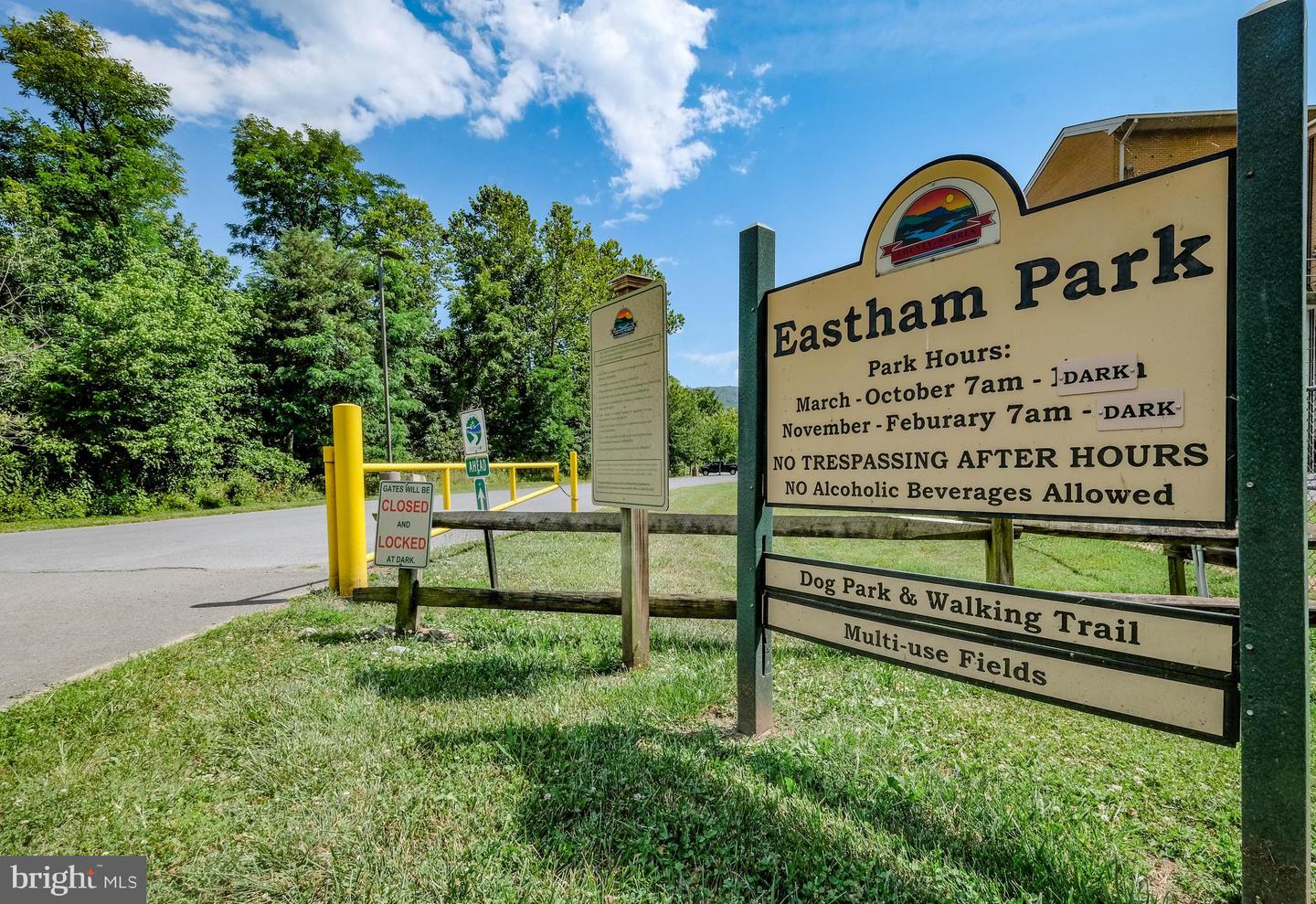 1330 MONROE AVE, FRONT ROYAL, Virginia 22630, 2 Bedrooms Bedrooms, ,1 BathroomBathrooms,Residential,For sale,1330 MONROE AVE,VAWR2012816 MLS # VAWR2012816