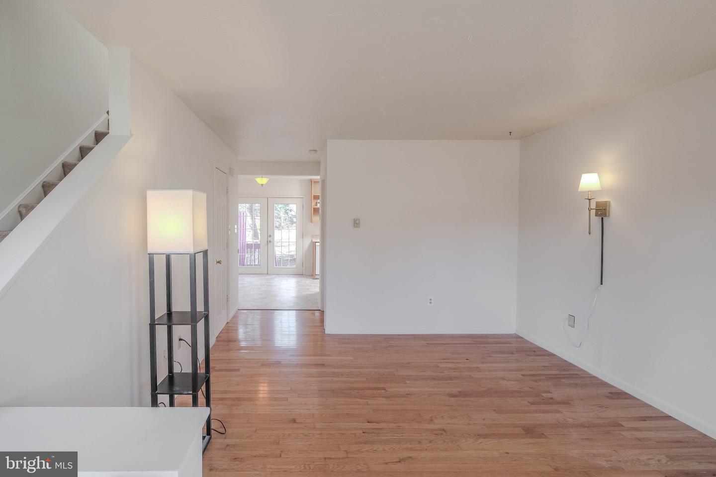 1330 MONROE AVE, FRONT ROYAL, Virginia 22630, 2 Bedrooms Bedrooms, ,1 BathroomBathrooms,Residential,For sale,1330 MONROE AVE,VAWR2012816 MLS # VAWR2012816