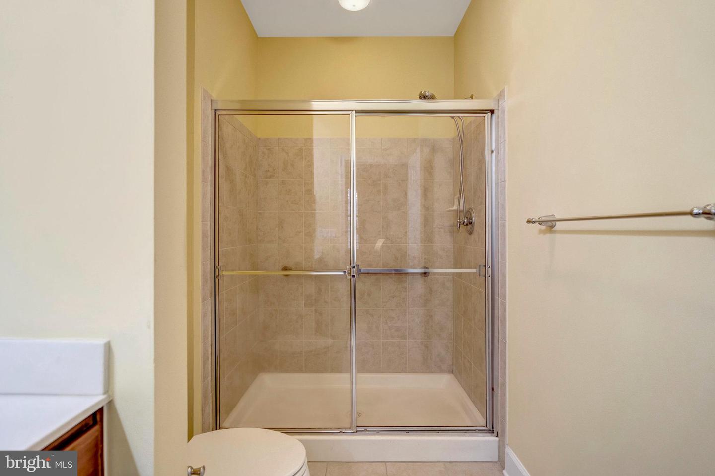 7065 HERITAGE HUNT DR #108, GAINESVILLE, Virginia 20155, 2 Bedrooms Bedrooms, ,2 BathroomsBathrooms,Residential,For sale,7065 HERITAGE HUNT DR #108,VAPW2108662 MLS # VAPW2108662