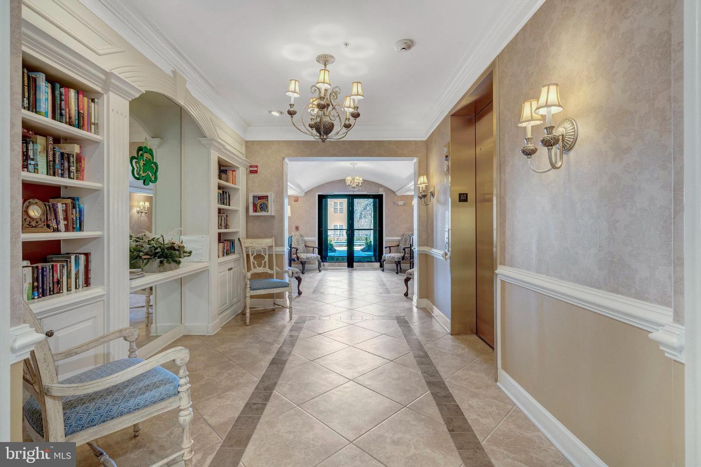 7065 HERITAGE HUNT DR #108, GAINESVILLE, Virginia 20155, 2 Bedrooms Bedrooms, ,2 BathroomsBathrooms,Residential,For sale,7065 HERITAGE HUNT DR #108,VAPW2108662 MLS # VAPW2108662