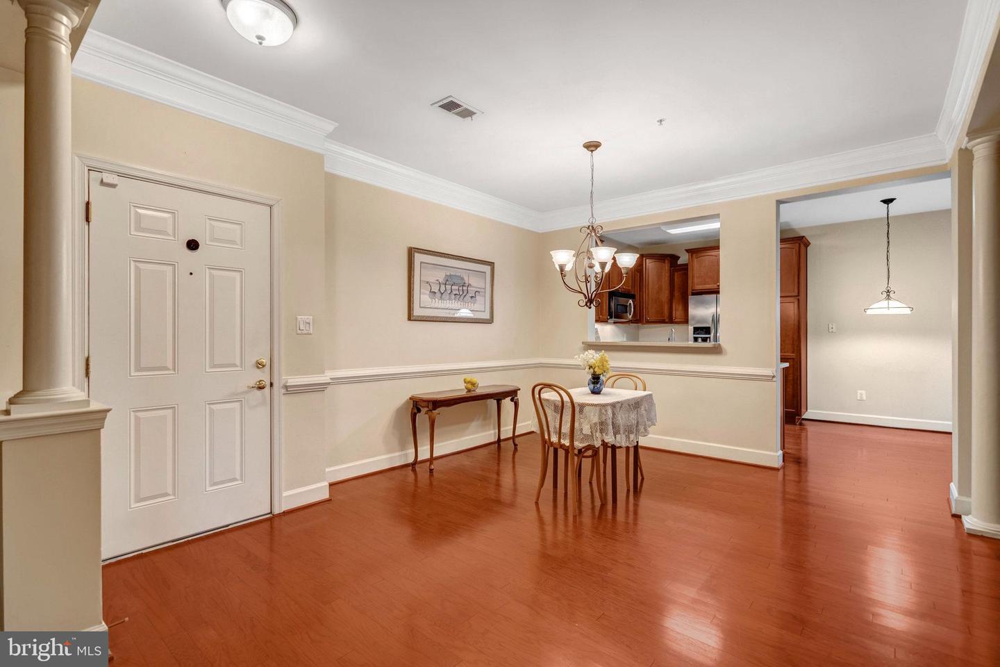 7065 HERITAGE HUNT DR #108, GAINESVILLE, Virginia 20155, 2 Bedrooms Bedrooms, ,2 BathroomsBathrooms,Residential,For sale,7065 HERITAGE HUNT DR #108,VAPW2108662 MLS # VAPW2108662