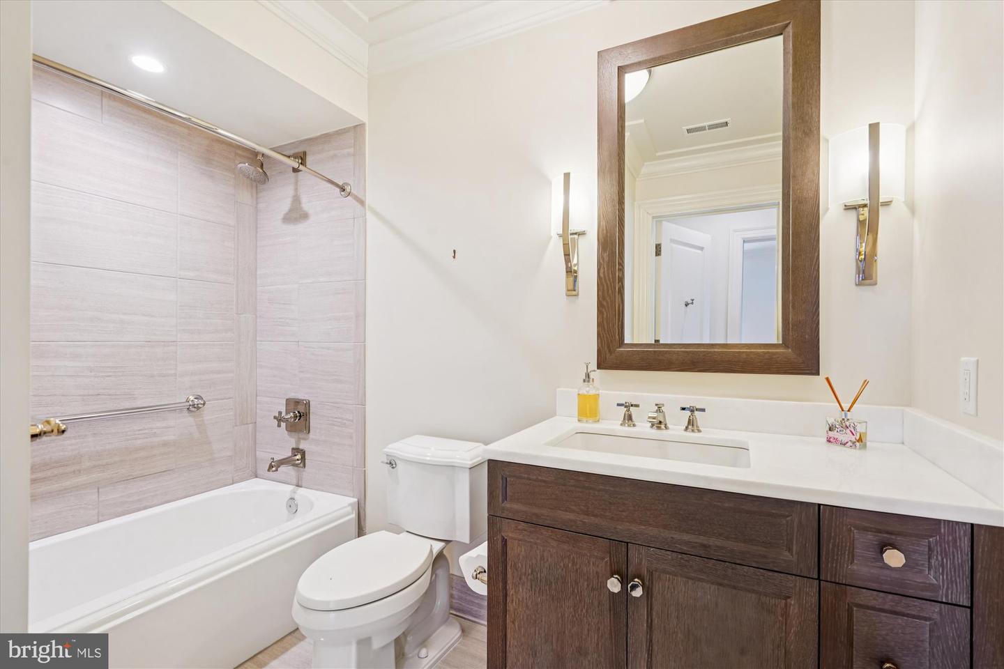 6900 FLEETWOOD RD #600, MCLEAN, Virginia 22101, 2 Bedrooms Bedrooms, ,2 BathroomsBathrooms,Residential,For sale,6900 FLEETWOOD RD #600,VAFX2282614 MLS # VAFX2282614 6900 FLEETWOOD RD #600, MCLEAN, Virginia 22101, 2 Bedrooms Bedrooms, ,2 BathroomsBathrooms,Residential,For sale,6900 FLEETWOOD RD #600,VAFX2282614 MLS # VAFX2282614